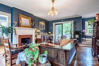 832 4th Avenue West, Hendersonville, NC 28739