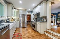 832 4th Avenue West, Hendersonville, NC 28739