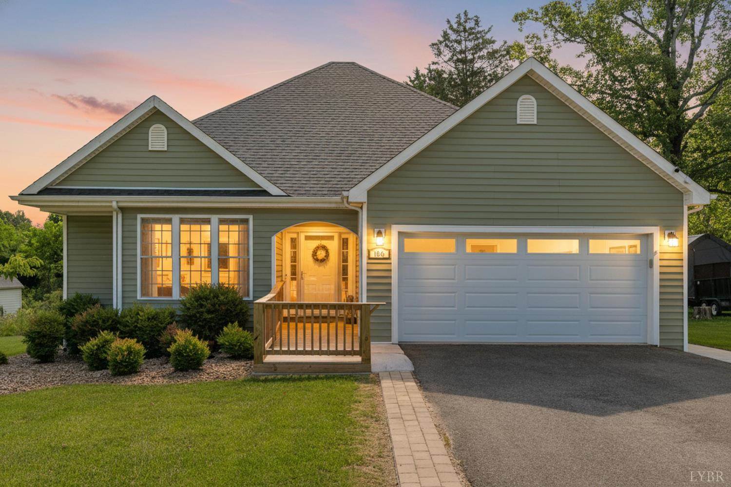 186 Schothum Street, Lynchburg, VA 24502