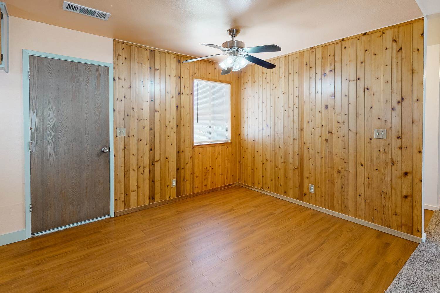 1387 Lisa Way, Marysville, CA 95901