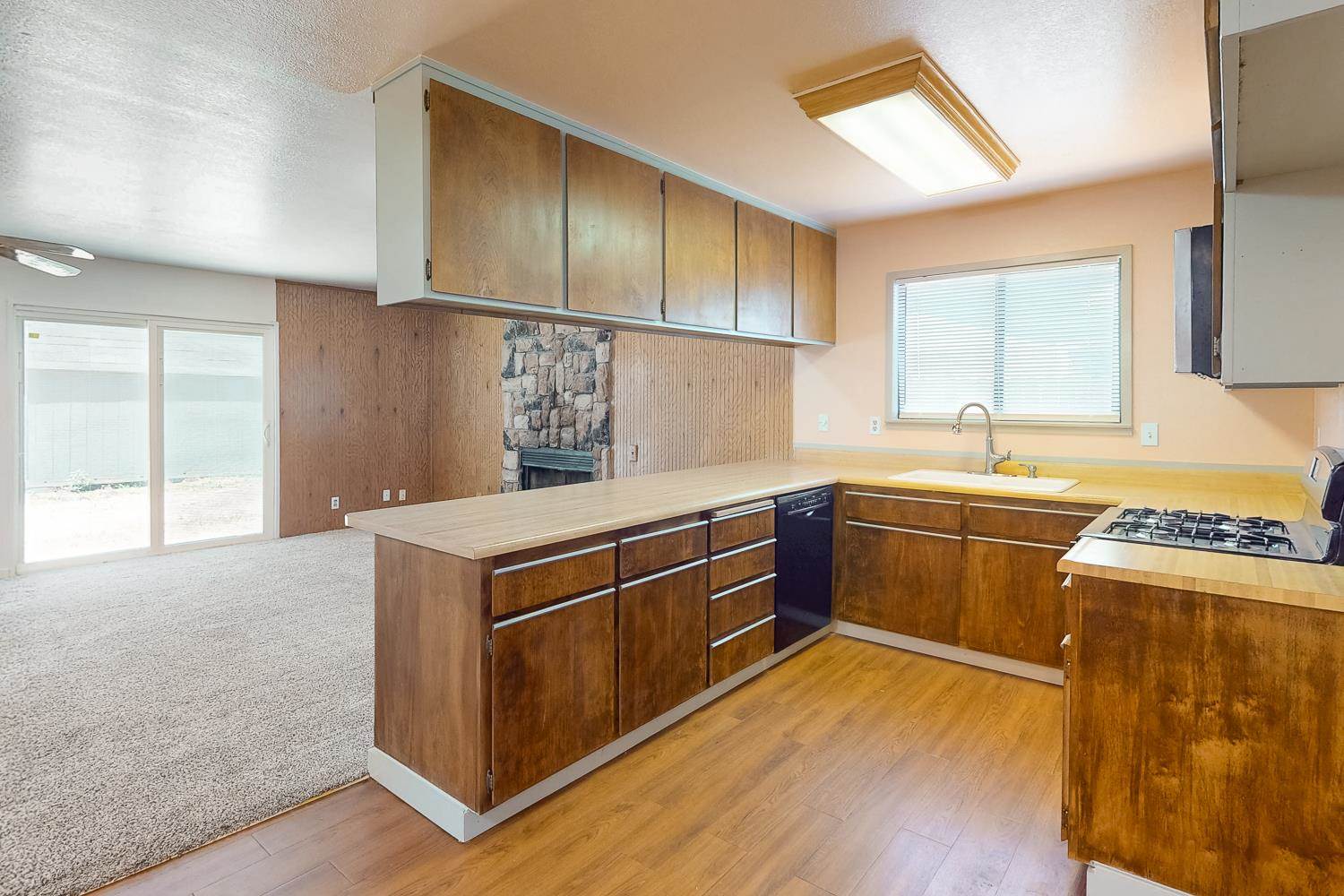 1387 Lisa Way, Marysville, CA 95901