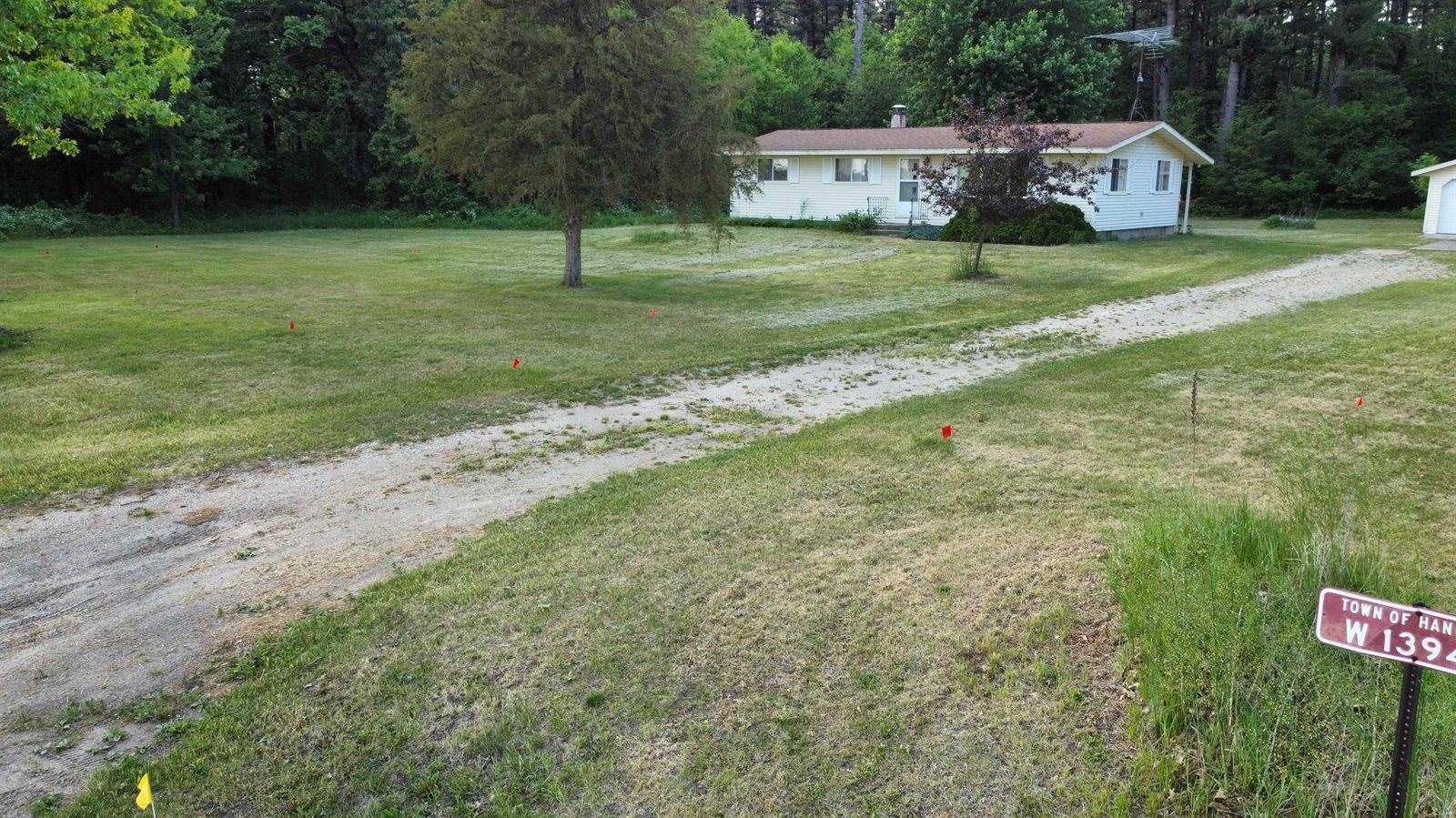 W13940 Beechnut Avenue, Hancock, WI 54943
