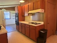 W13940 Beechnut Avenue, Hancock, WI 54943