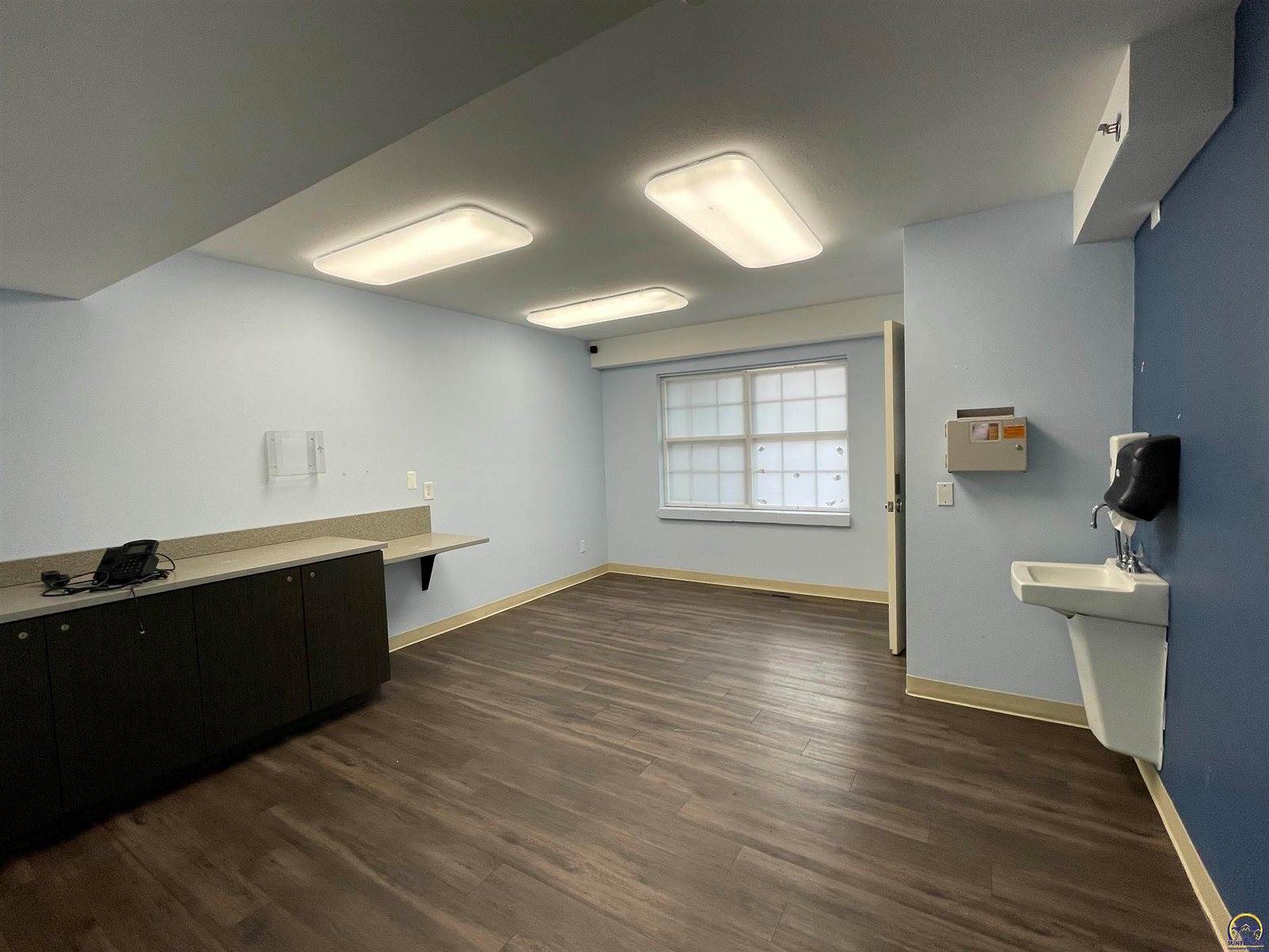 1334 SW Buchanan ST, Topeka, KS 66604