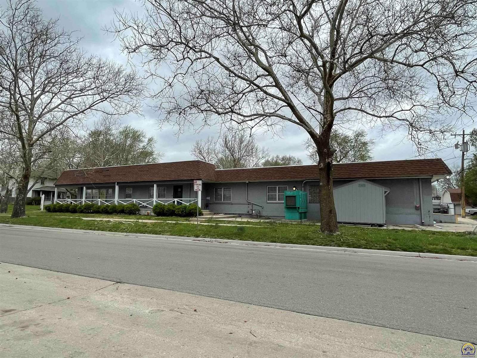 1334 SW Buchanan ST, Topeka, KS 66604