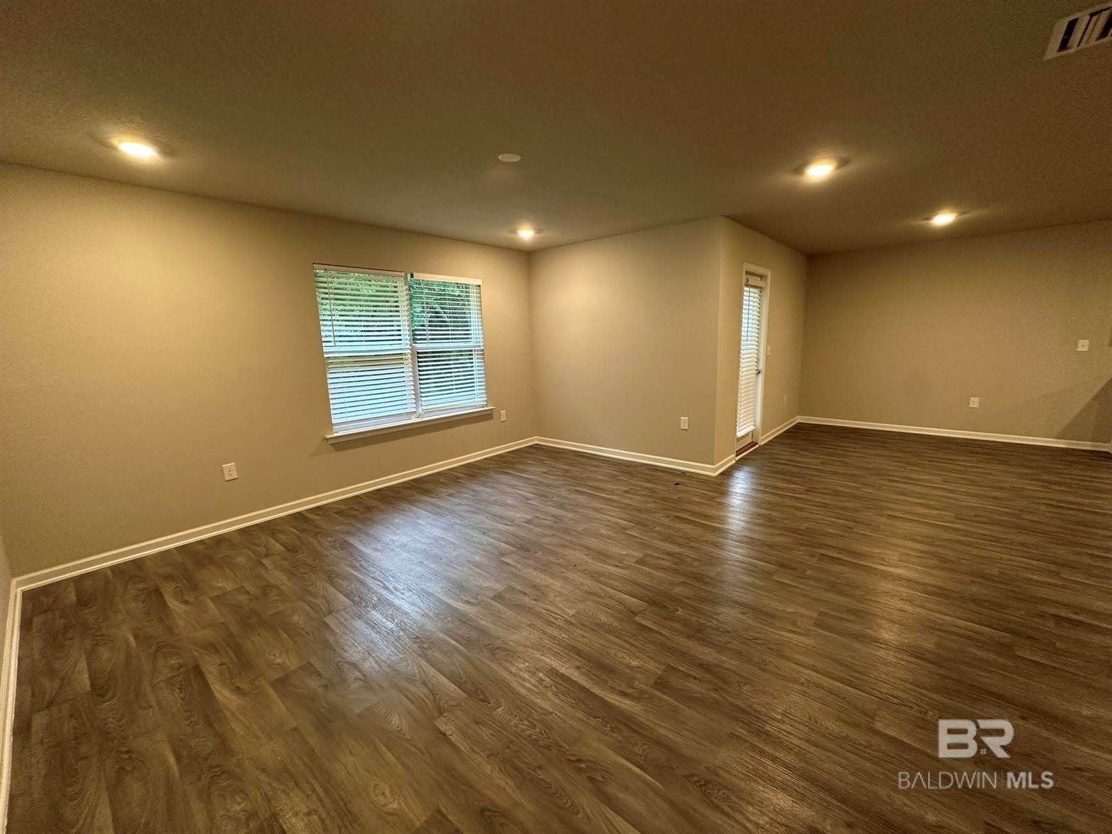 10449 Ruffian Route, Daphne, AL 36526