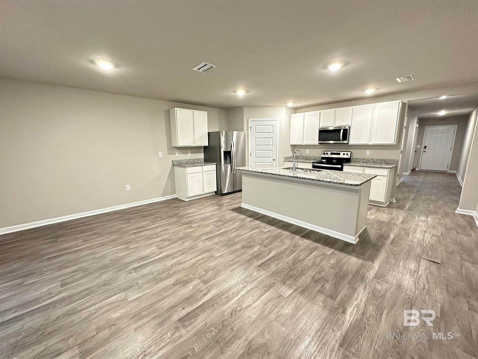 10449 Ruffian Route, Daphne, AL 36526