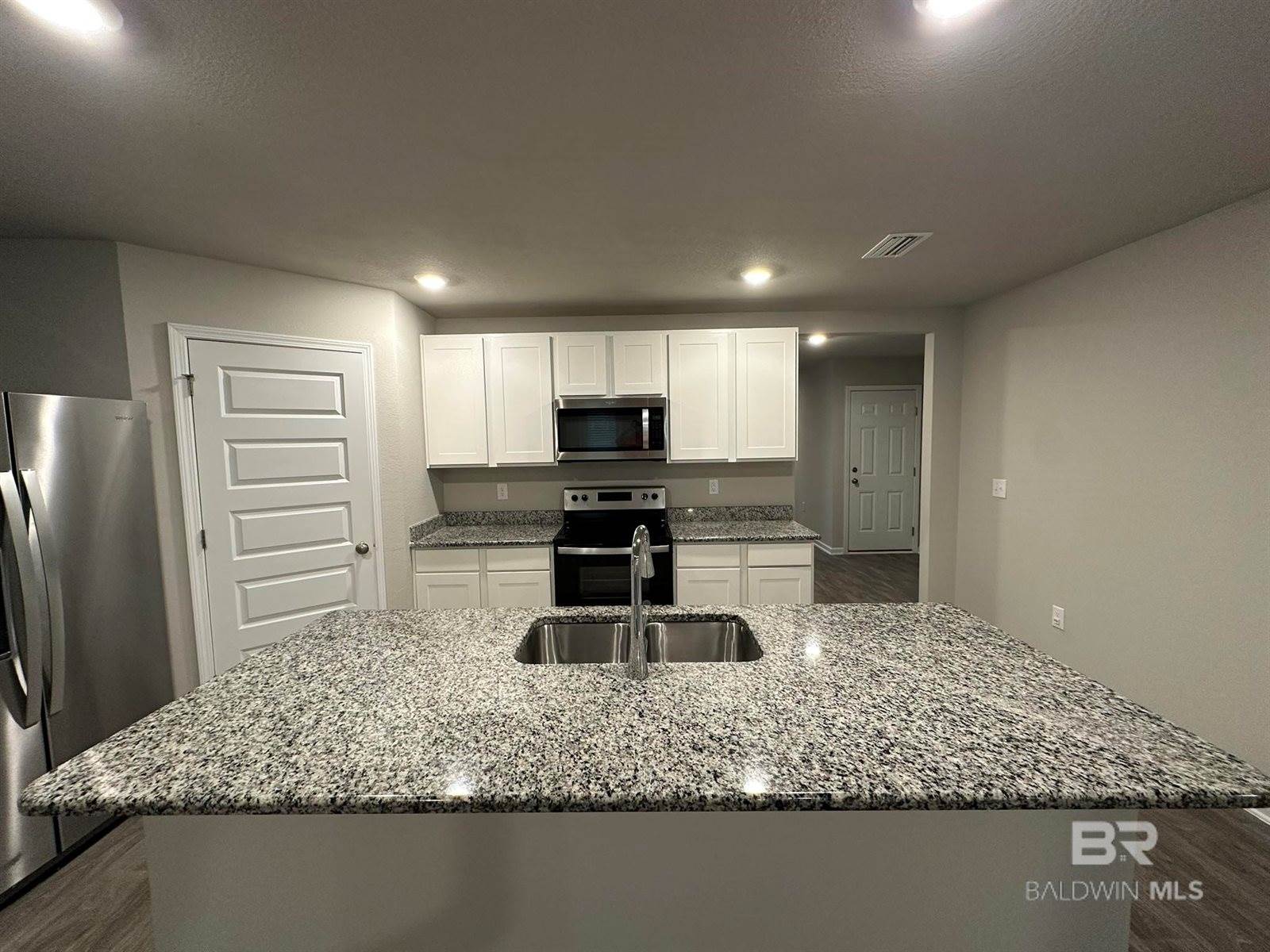 10449 Ruffian Route, Daphne, AL 36526
