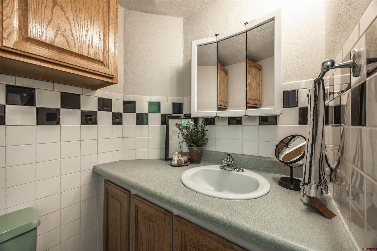 615 S 3rd Street, Montrose, CO 81401