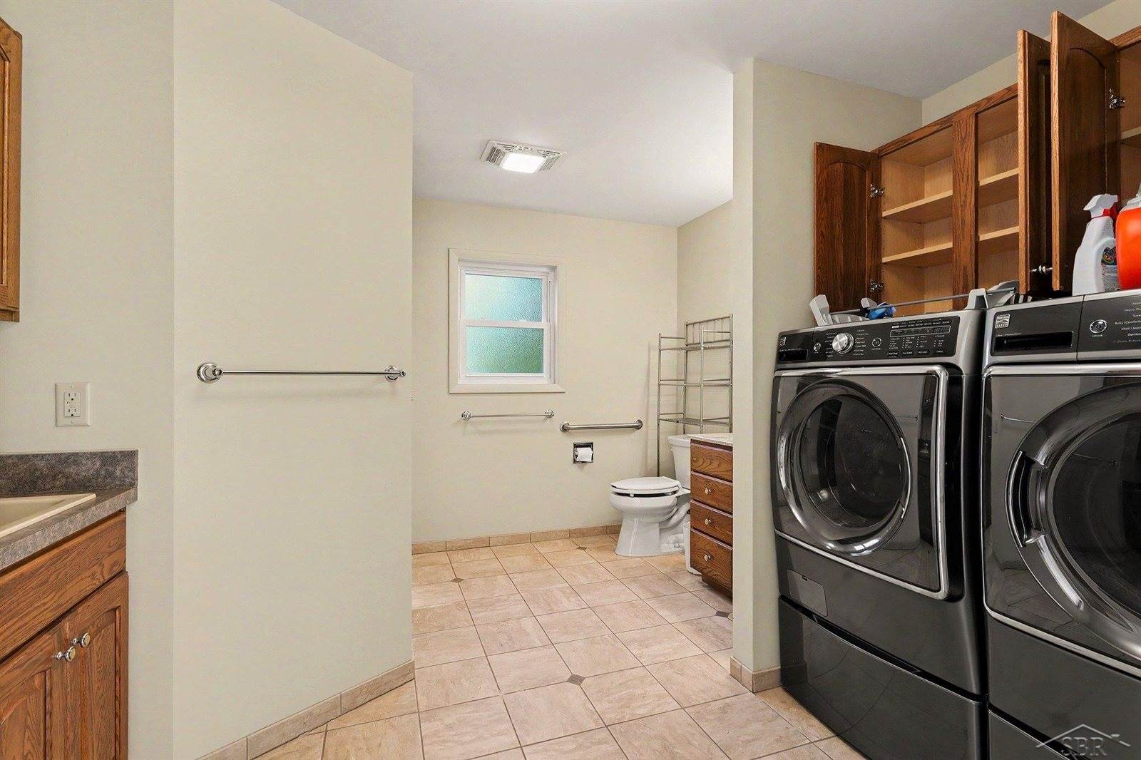 3002 Malden Place, Saginaw, MI 48602