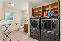 3002 Malden Place, Saginaw, MI 48602