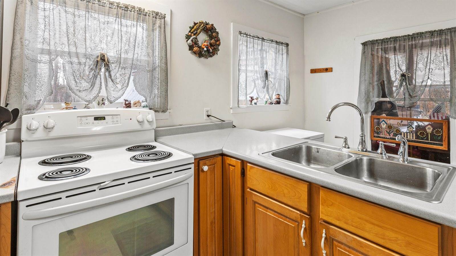 1088 South Street, Dover-Foxcroft, ME 04426