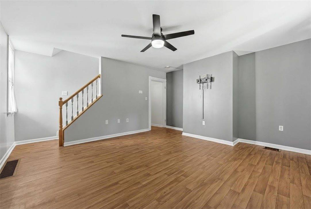 2517 Wiese St, Arlington, PA 15210