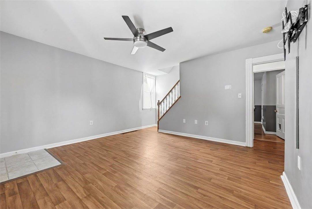 2517 Wiese St, Arlington, PA 15210