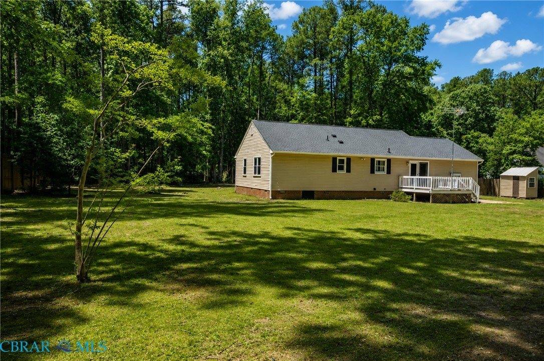 8253 Manor Drive, Gloucester, VA 23061