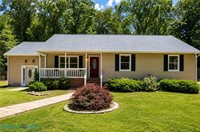 8253 Manor Drive, Gloucester, VA 23061