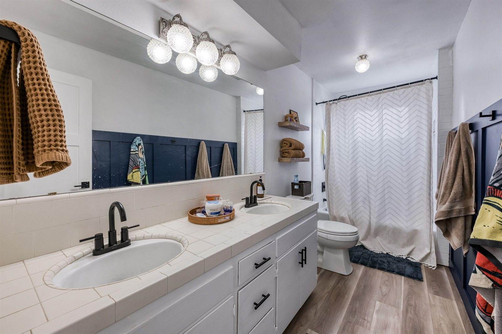 5602 North Mccall Avenue, Clovis, CA 93619