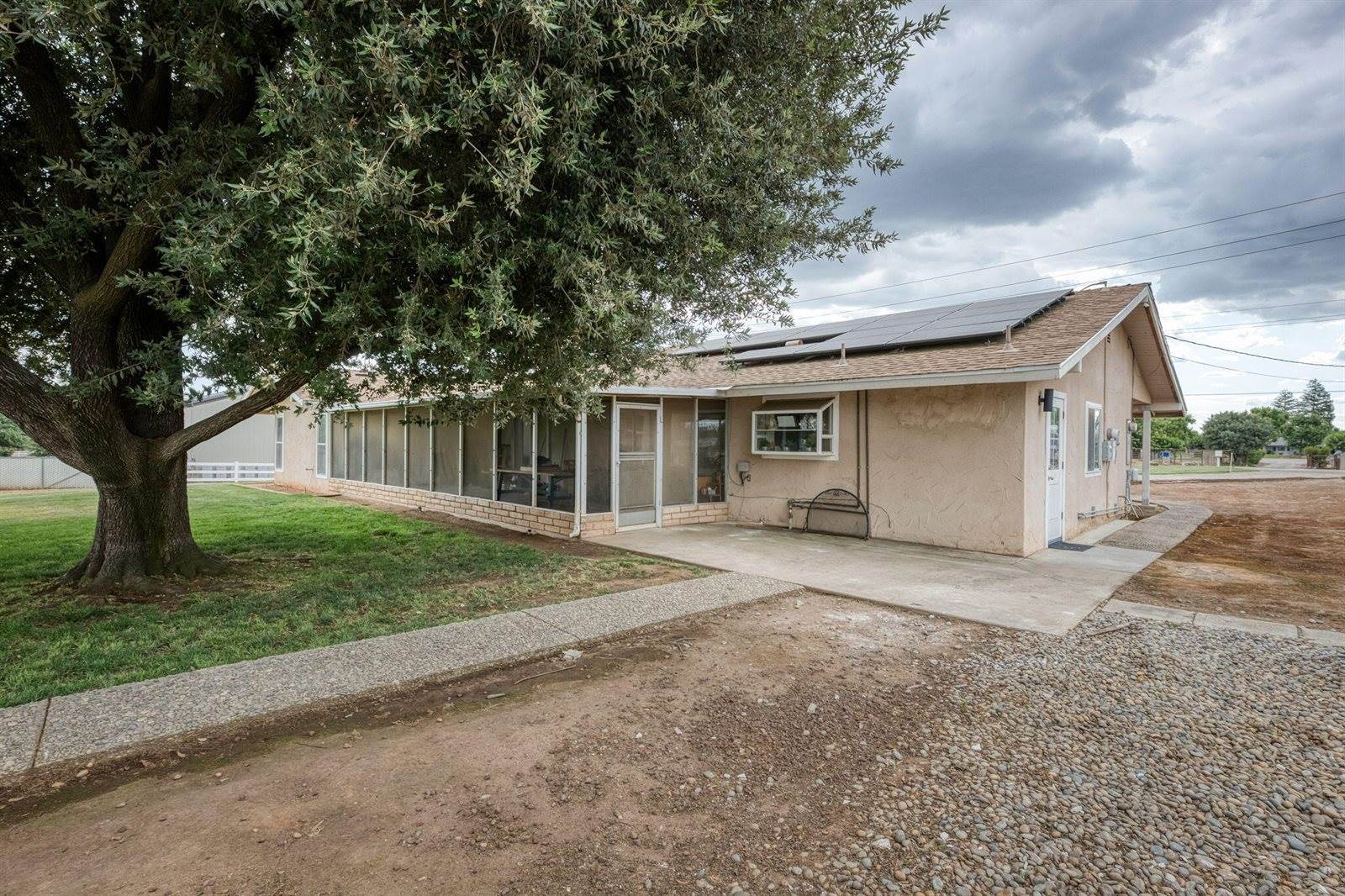 5602 North Mccall Avenue, Clovis, CA 93619