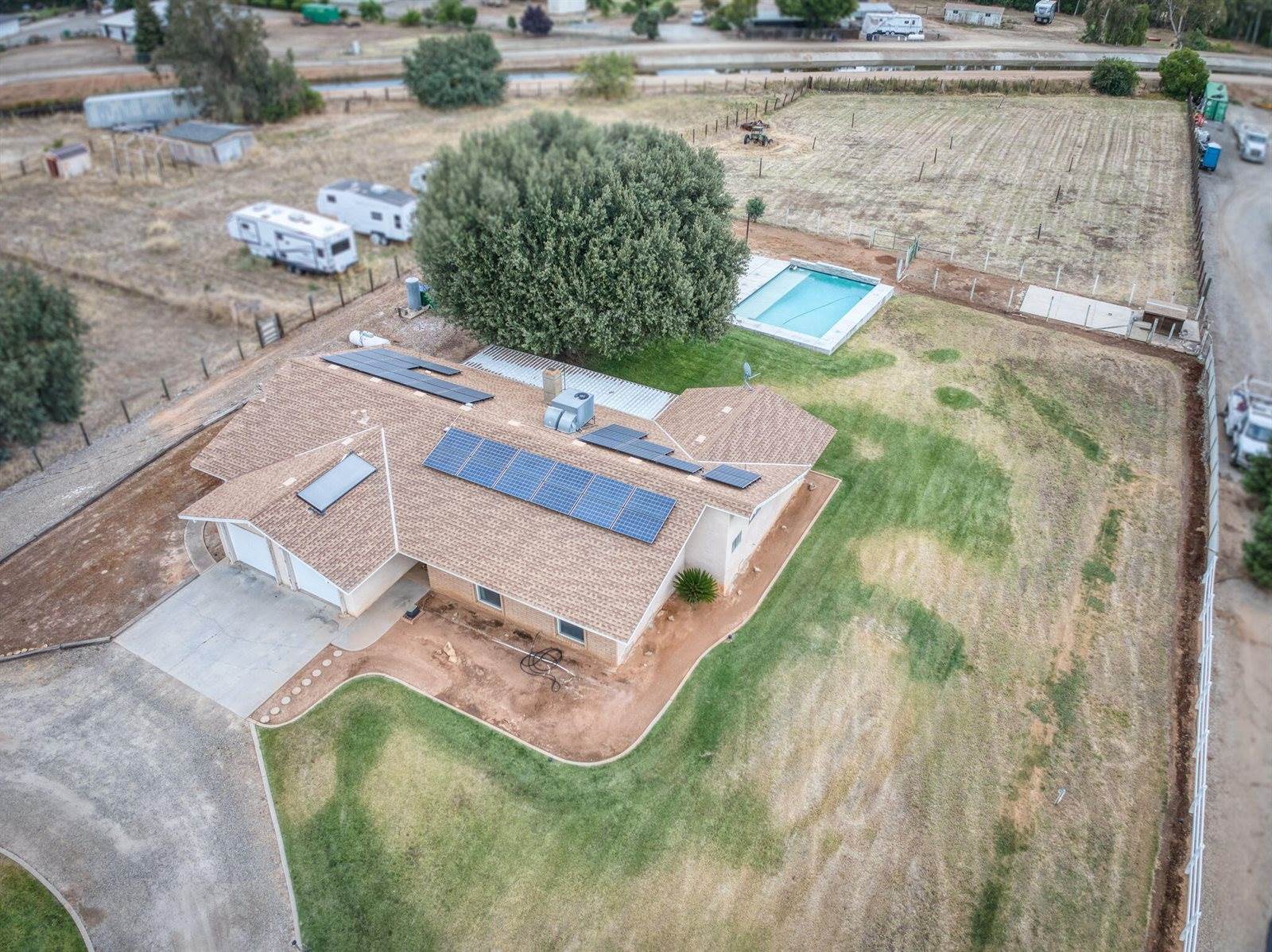 5602 North Mccall Avenue, Clovis, CA 93619
