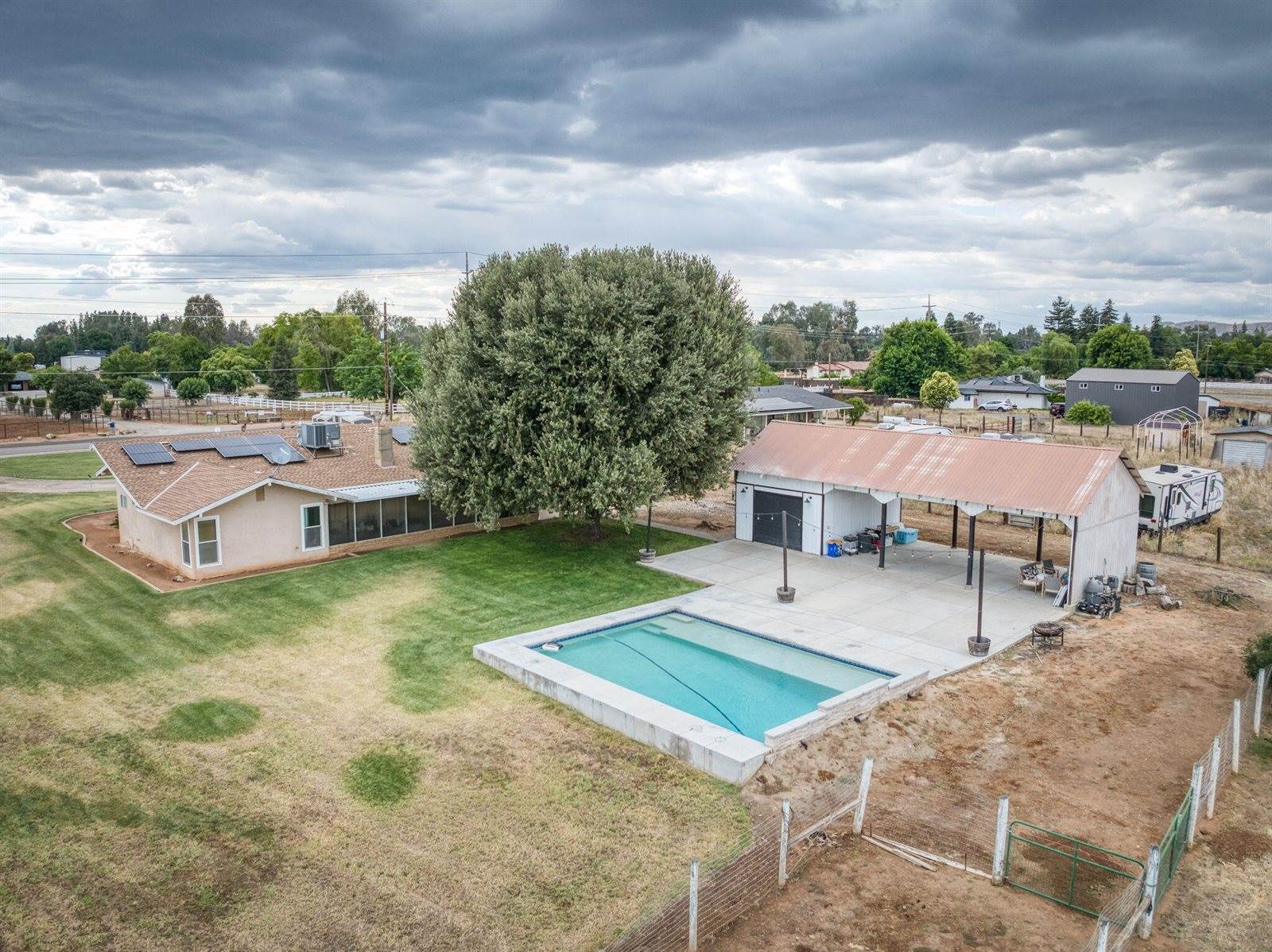 5602 North Mccall Avenue, Clovis, CA 93619