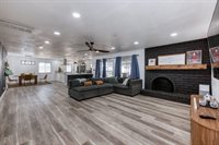 5602 North Mccall Avenue, Clovis, CA 93619