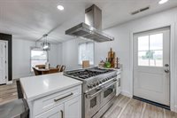5602 North Mccall Avenue, Clovis, CA 93619
