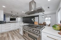 5602 North Mccall Avenue, Clovis, CA 93619