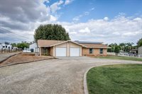 5602 North Mccall Avenue, Clovis, CA 93619