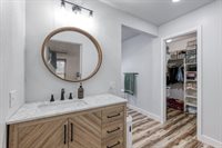 5602 North Mccall Avenue, Clovis, CA 93619