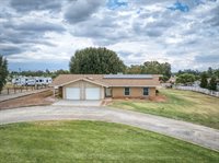 5602 North Mccall Avenue, Clovis, CA 93619