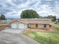 5602 North Mccall Avenue, Clovis, CA 93619