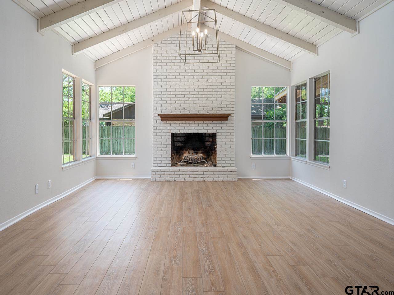 509 Winchester Dr, Tyler, TX 75701