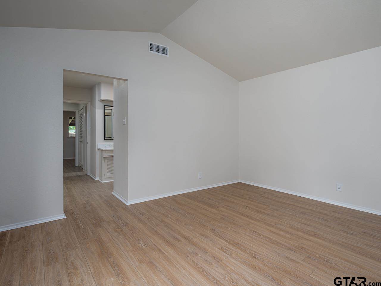 509 Winchester Dr, Tyler, TX 75701