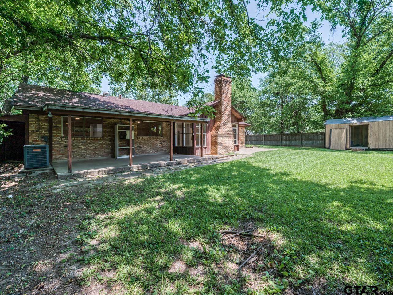 509 Winchester Dr, Tyler, TX 75701
