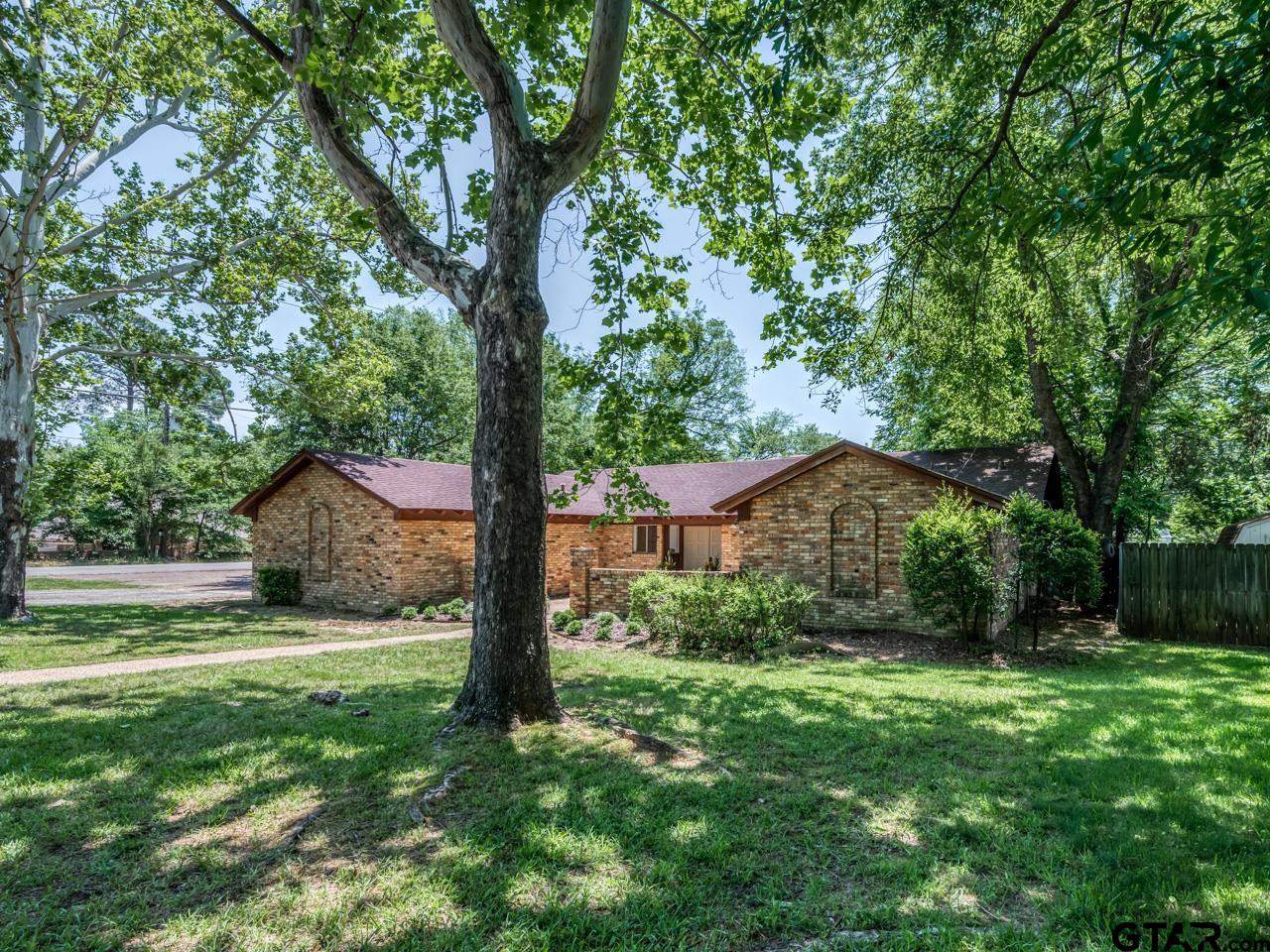 509 Winchester Dr, Tyler, TX 75701