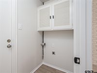 509 Winchester Dr, Tyler, TX 75701