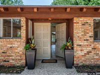 509 Winchester Dr, Tyler, TX 75701