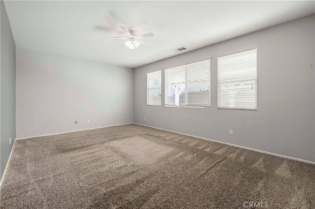 44022 Raven Lane, Lancaster, CA 93536