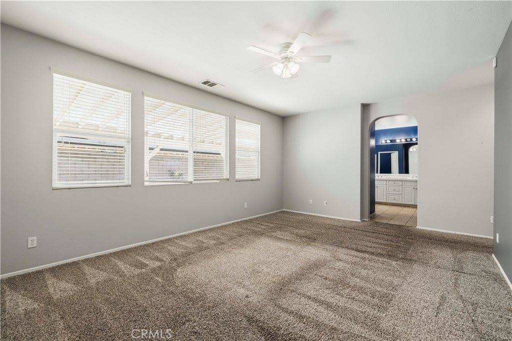 44022 Raven Lane, Lancaster, CA 93536