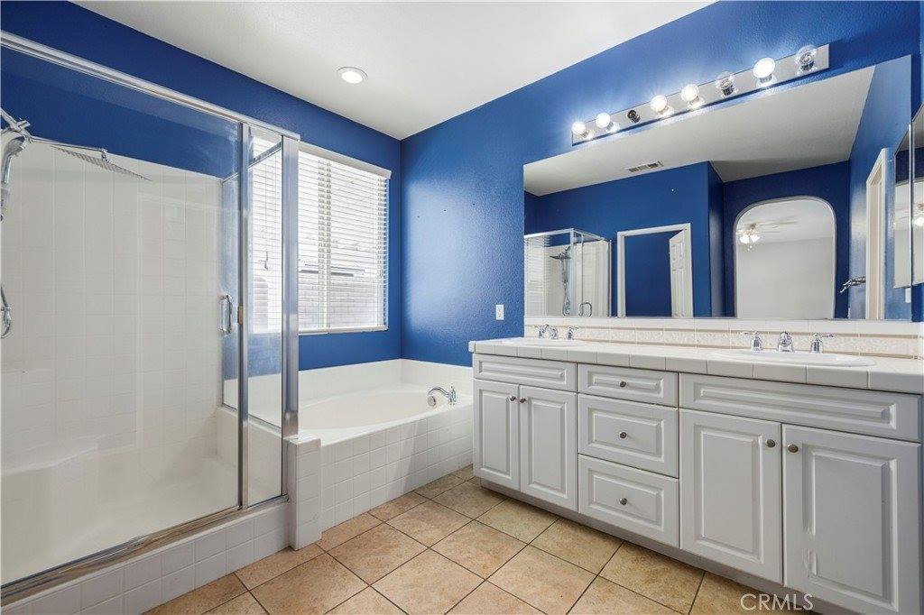 44022 Raven Lane, Lancaster, CA 93536