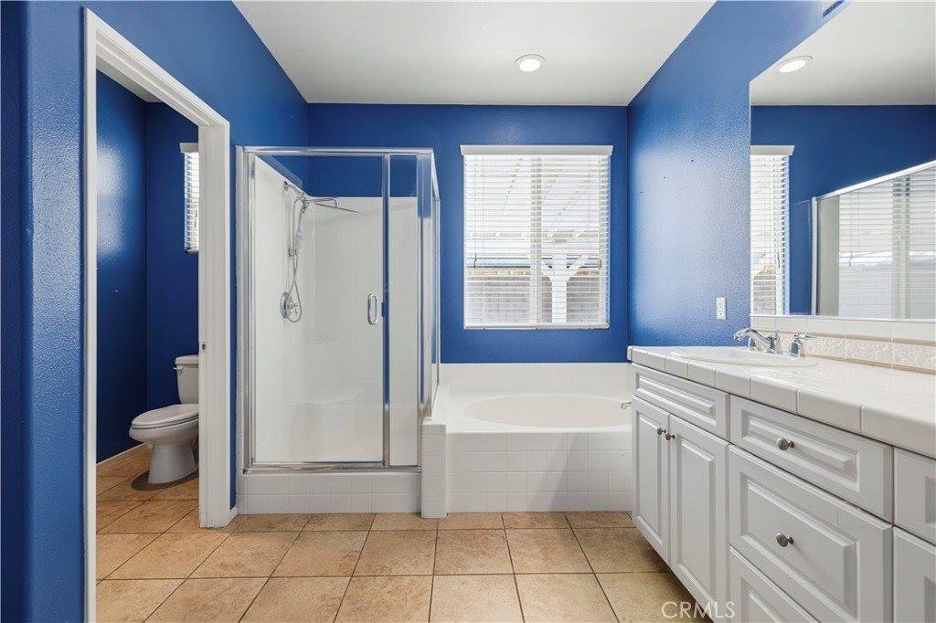 44022 Raven Lane, Lancaster, CA 93536
