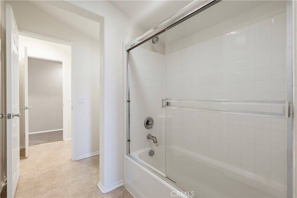 44022 Raven Lane, Lancaster, CA 93536