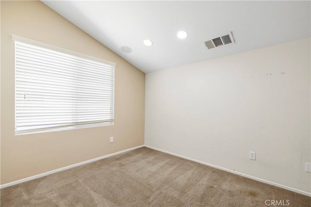 44022 Raven Lane, Lancaster, CA 93536