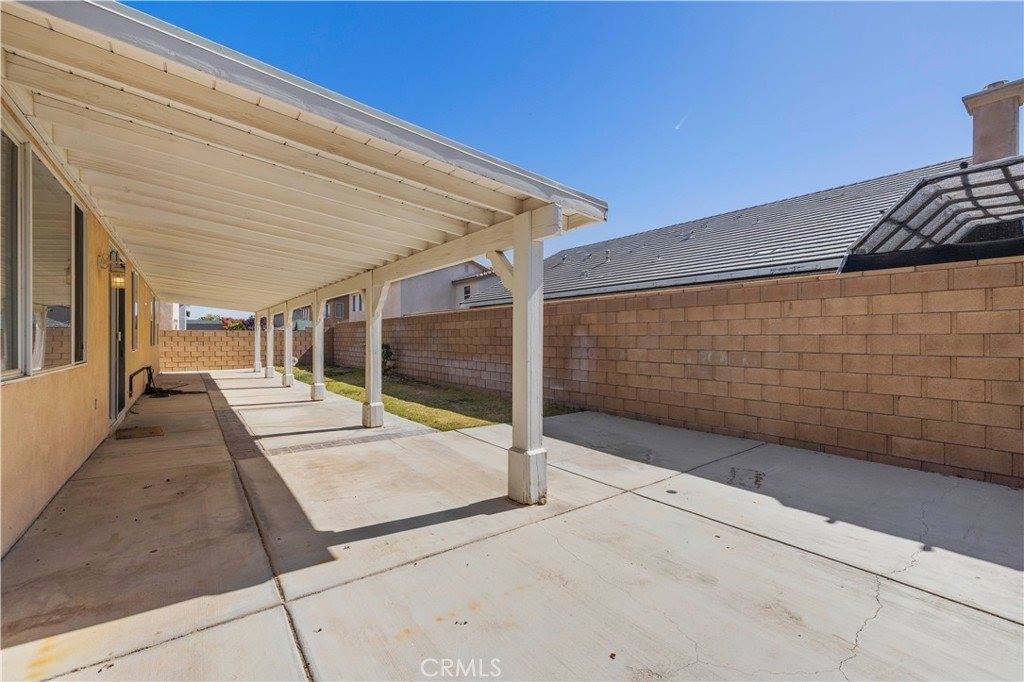 44022 Raven Lane, Lancaster, CA 93536
