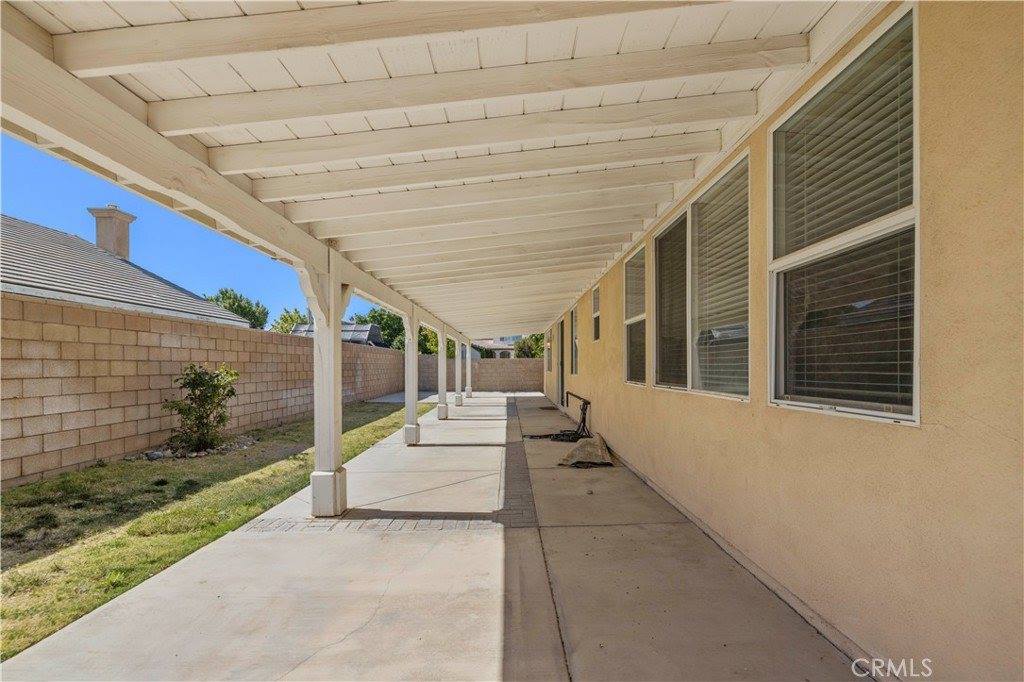 44022 Raven Lane, Lancaster, CA 93536