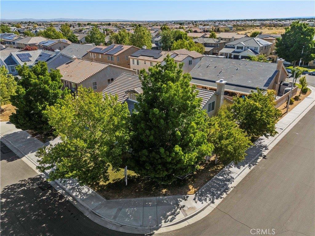 44022 Raven Lane, Lancaster, CA 93536
