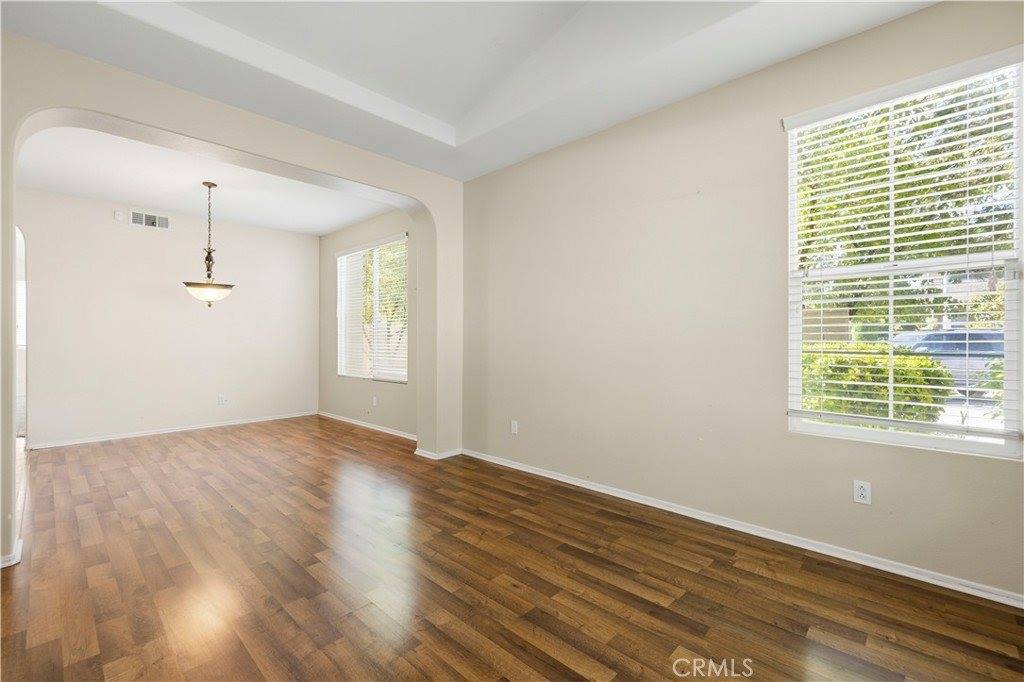 44022 Raven Lane, Lancaster, CA 93536