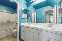 44022 Raven Lane, Lancaster, CA 93536