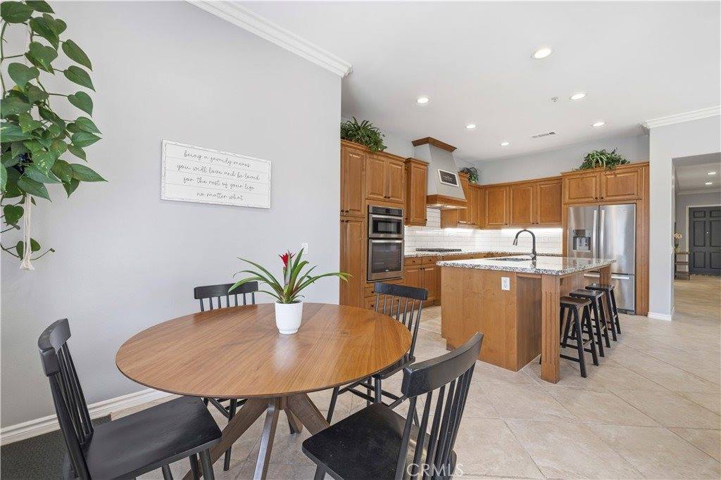 2004 Turnberry Drive, Oxnard, CA 93036