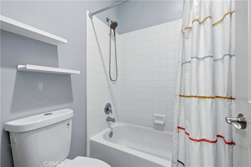 2004 Turnberry Drive, Oxnard, CA 93036